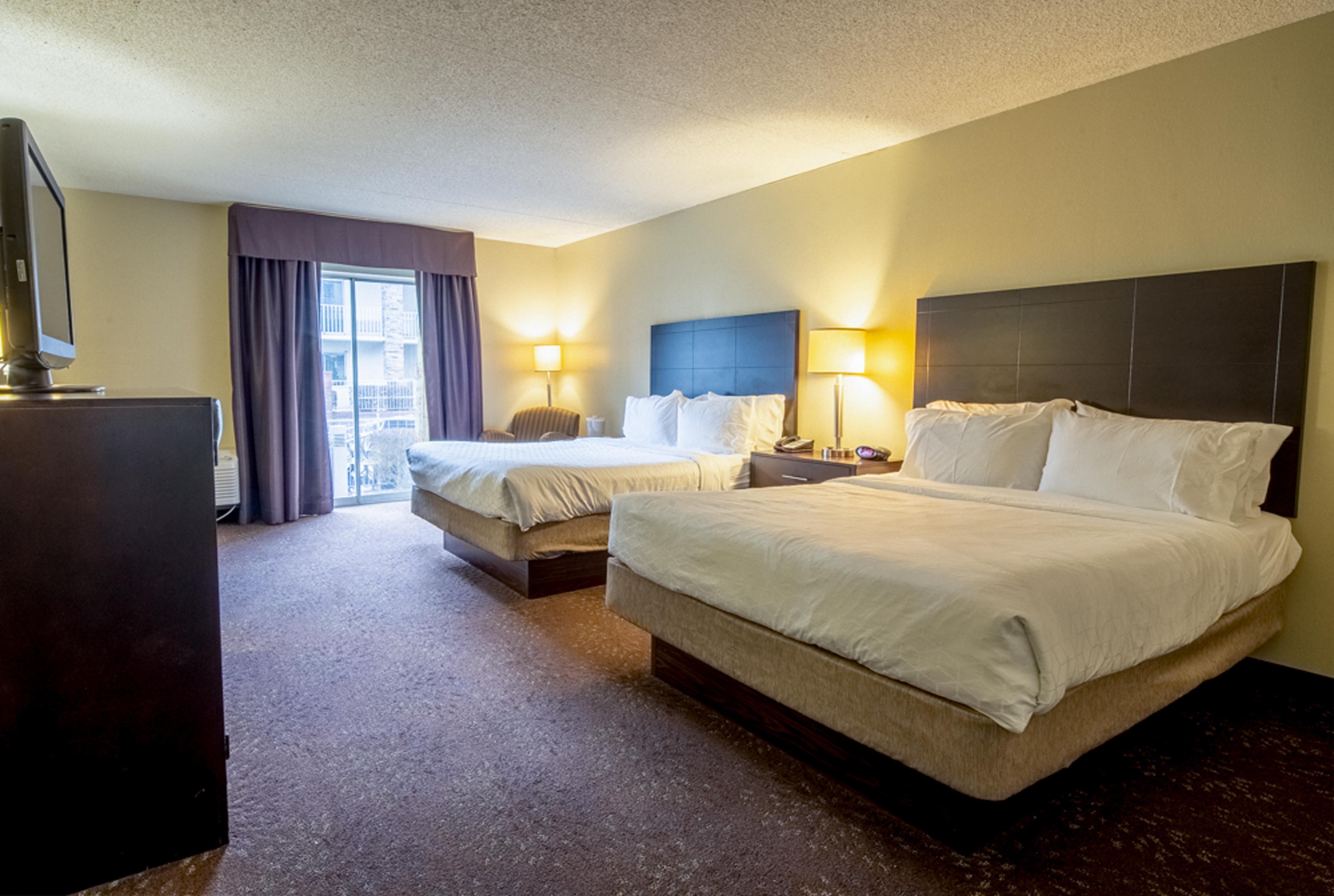 Holiday Inn Express Hotel & Suites Pittsburgh Airport By Ihg Robinson Township エクステリア 写真