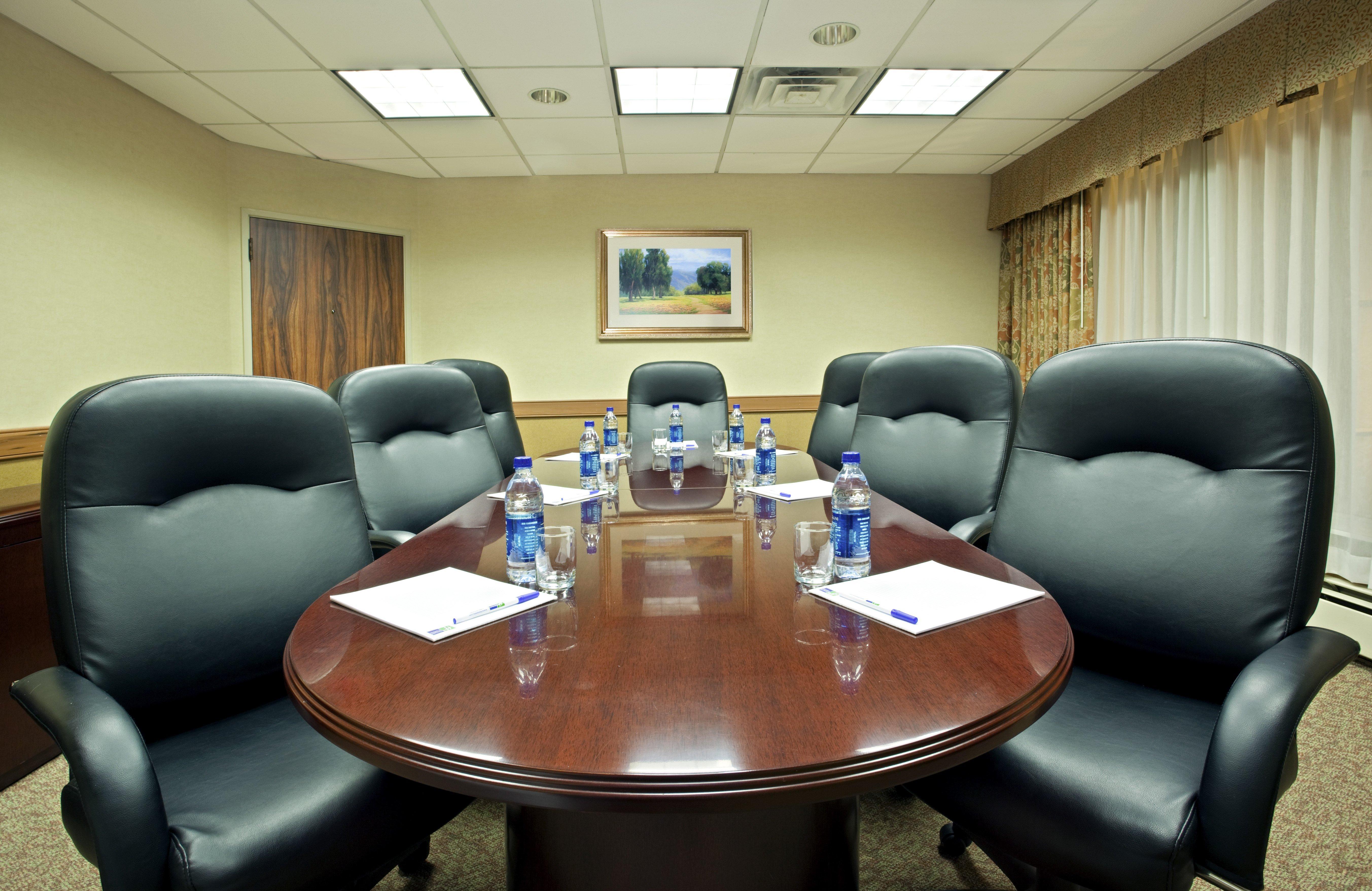 Holiday Inn Express Hotel & Suites Pittsburgh Airport By Ihg Robinson Township エクステリア 写真