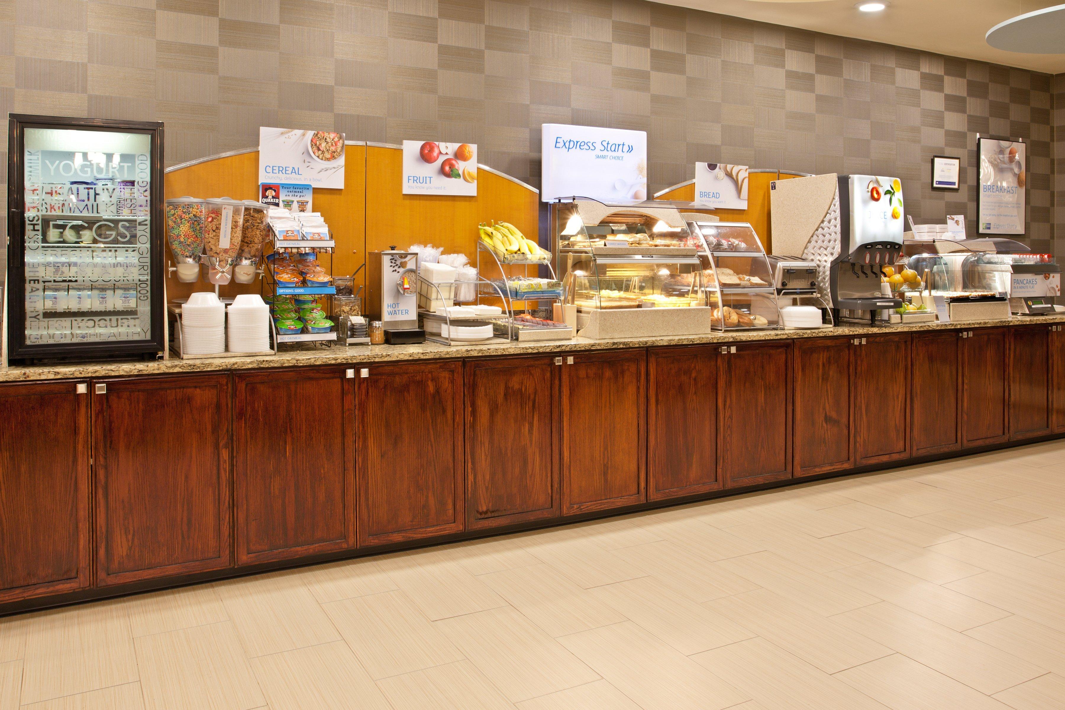 Holiday Inn Express Hotel & Suites Pittsburgh Airport By Ihg Robinson Township エクステリア 写真