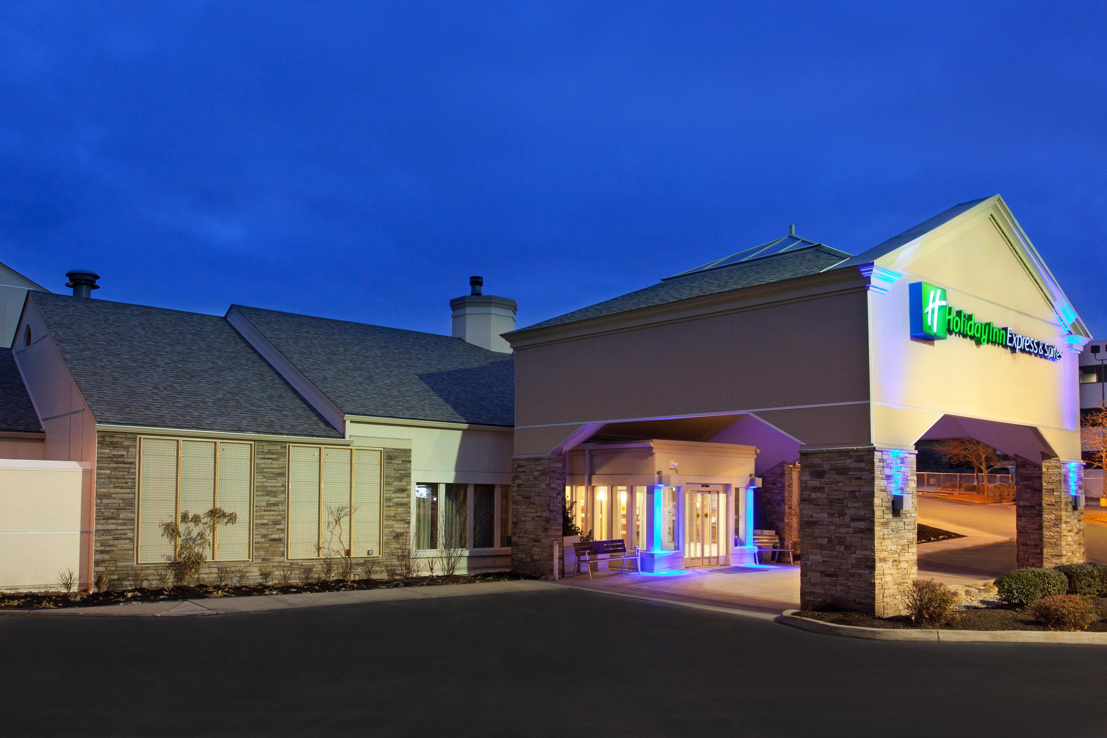 Holiday Inn Express Hotel & Suites Pittsburgh Airport By Ihg Robinson Township エクステリア 写真